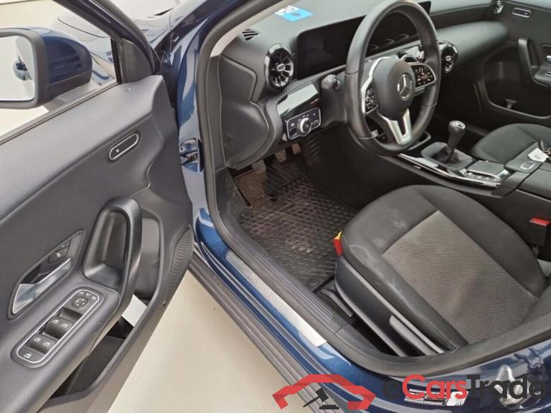 Mercedes A 180d Widescreen Navi KeylessGo Camera Klima PDC ... #5