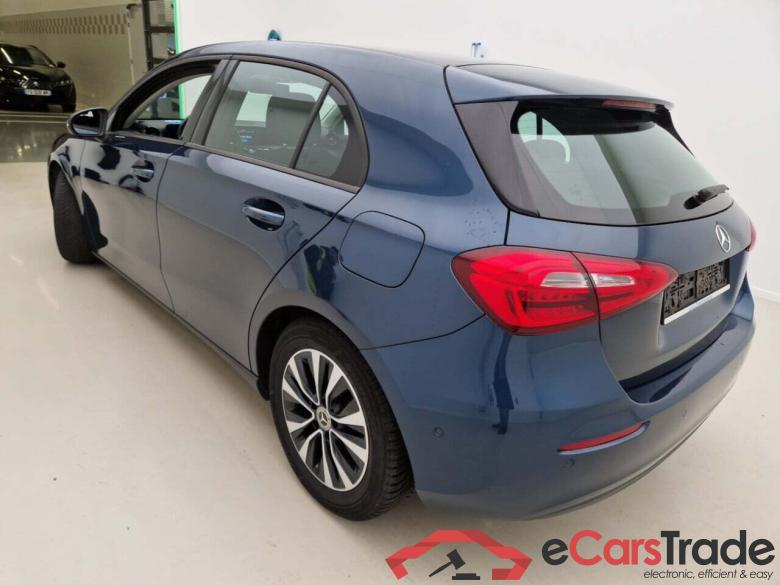 Mercedes A 180d Widescreen Navi KeylessGo Camera Klima PDC ... #4