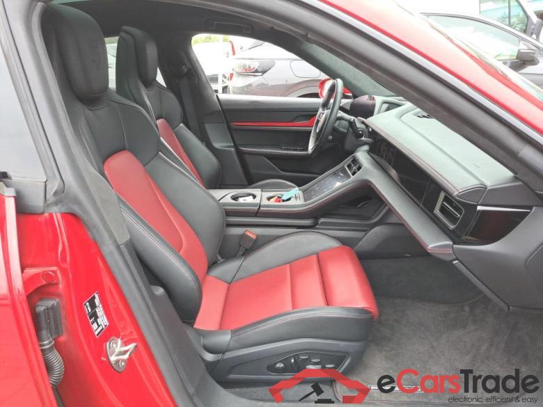 PORSCHE - POR TAYCAN 680PK Turbo Pack Sport Design & Leather & InnoDrive Assist & PDCC Sport & Ceramic Composite Brake & 4-Wheel Steering & Heat Pump & Sport Chrono & Mem Adaptive Seats & Matrix LED & * ELECTRIC * #3