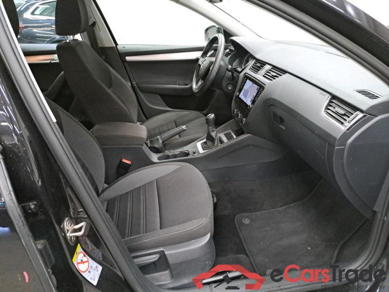 SKODA - SKO OCTAVIA COMBI CRTDI 115PK GreenTec Ambition & GPS #3