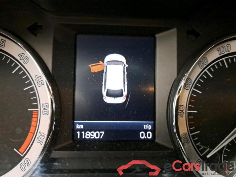 SKODA - SKO OCTAVIA COMBI CRTDI 115PK GreenTec Ambition & GPS #5