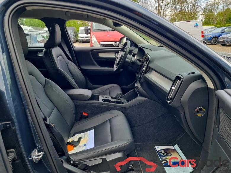 VOLVO - VOL XC40 T4 Recharge 211PK Geartronic Inscription Expr. Pack Tech & Park & Arianne Leather & Driver Assist Pack & Park Assist Pilot 360 Camera & Semi Auto Foldable Trailer Hook  * HYBRID * #3