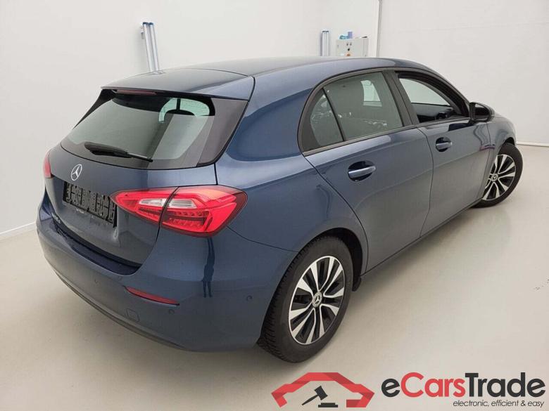 MERCEDES-BENZ A-KLASSE 2.0 180 D BUSINESS SOLUTION #2