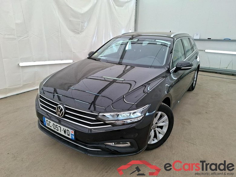 Volkswagen 2.0 TDI EVO SCR 122 DSG7 SW BUSINESS Passat Break Business 2.0 TDI 120CV BVA7 E6d