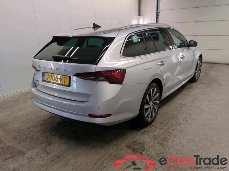 SKODA Octavia Combi 1.5 TSI First Edit. #2