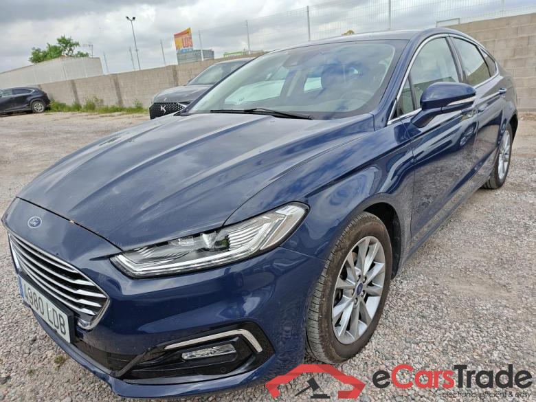 Ford 2.0 TDCi 110kW (150CV) Titanium 235 FORD Mondeo / 2014 / 5P / berlina con portón 2.0 TDCi 110kW (150CV) Titanium 235 #1