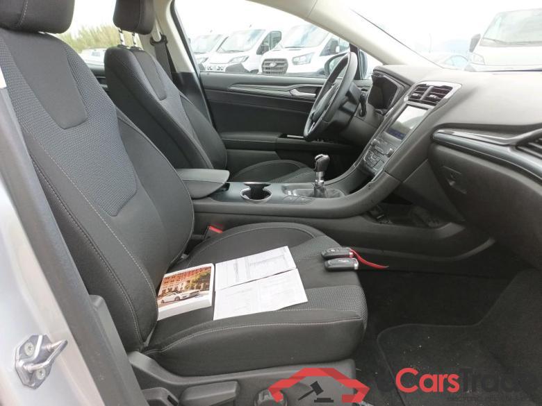 Ford 2.0 TDCi 110kW (150CV) Titanium 235 FORD Mondeo / 2014 / 5P / berlina con portón 2.0 TDCi 110kW (150CV) Titanium 235 #6