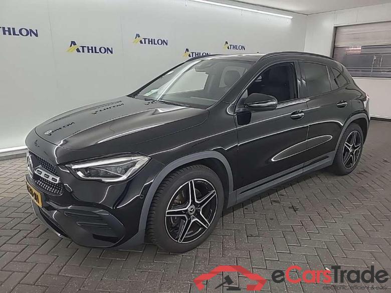 MERCEDES-BENZ GLA GLA 200 DCT Business Solution AMG 5D 120kW #1