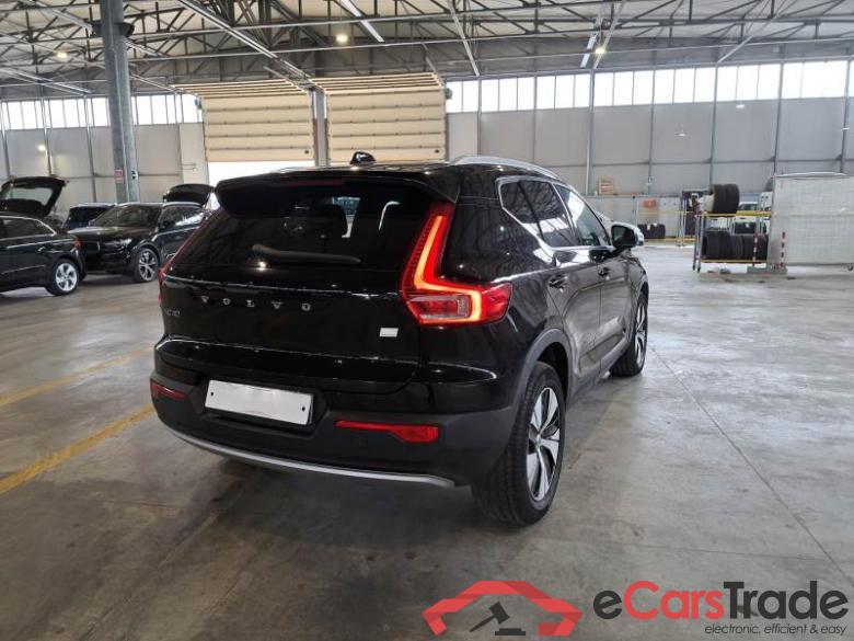 Volvo 78 VOLVO XC40 / 2017 / 5P / FUORISTRADA T4 PLUG-IN HYBRID AUTO RECH INSC EXPR N1 #2