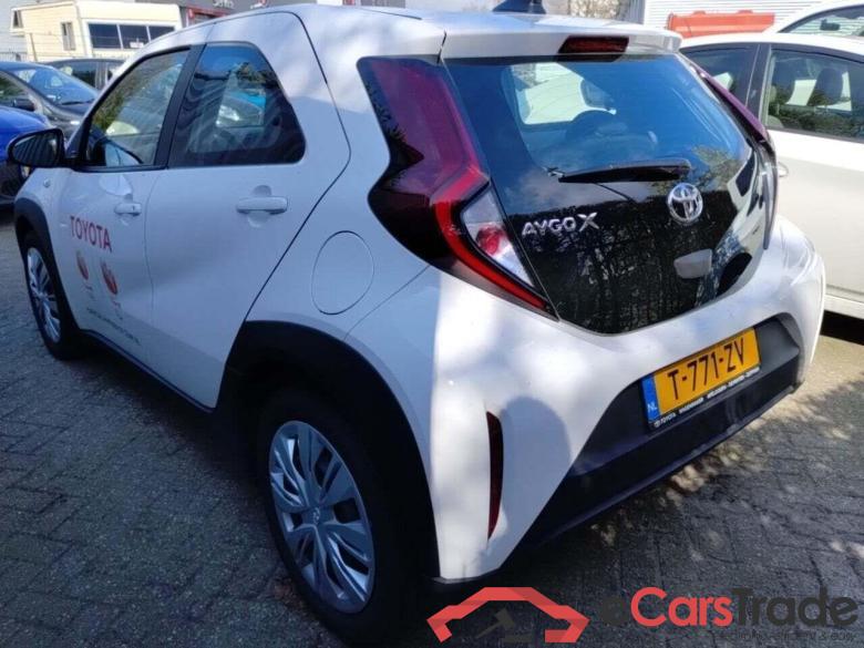 TOYOTA Aygo X 1.0 VVT-i MT Play #3