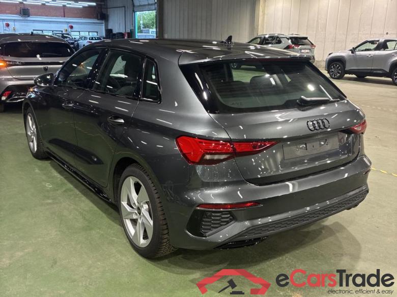 AUDI A3 SPORTBACK 2.0 35 TDI 110KW S LINE Business Light Shadow look Plus #3