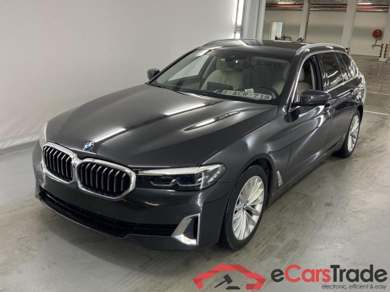 BMW 5 SERIES TOURING 2.0 518D 100KW TOURING AUTO Parking Assistant Luxury Line Business #1