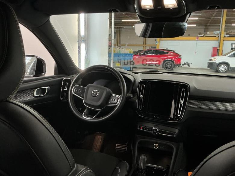 Volvo XC40 Recharge 78 kWh 408Hp R-Design AWD Aut. LED-Xenon Virtual Navi 1/2 Sport-Leather-Alcantara KeylessGo Klima PDC ... #6