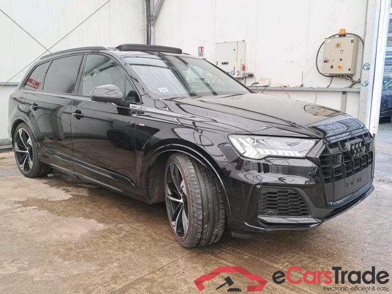 Audi 60 TFSI e 456ch quattro Tip8 Competition AUDI Q7 / 2019 / 5P / SUV 60 TFSI e 456ch quattro Tip8 Competition (Ex 862L) #4
