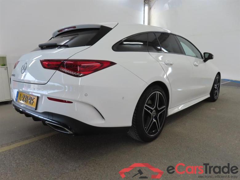 MERCEDES-BENZ CLA Shooting Brake 200 Bns Sol. AMG #2