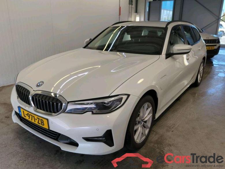 BMW 3-serie Touring 320e Bns Ed.P #1