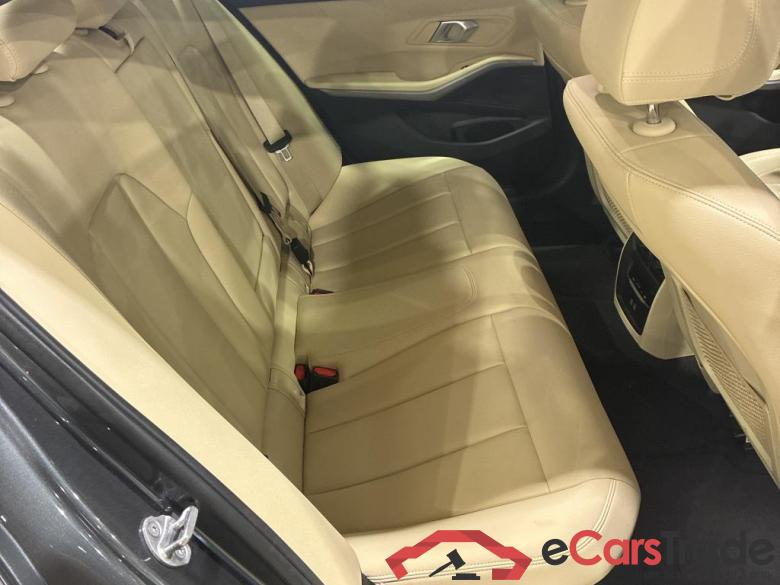 BMW 3 SERIES BERLINE 2.0 316DA (90KW) BERLINE Mirror Storage Business Model Advantage #6