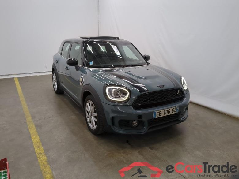 Mini Cooper SE ALL4 JCW 125+95ch BVA6 MINI Countryman / 2020 / 5P / Crossover Cooper SE ALL4 JCW 125+95ch BVA6 #4