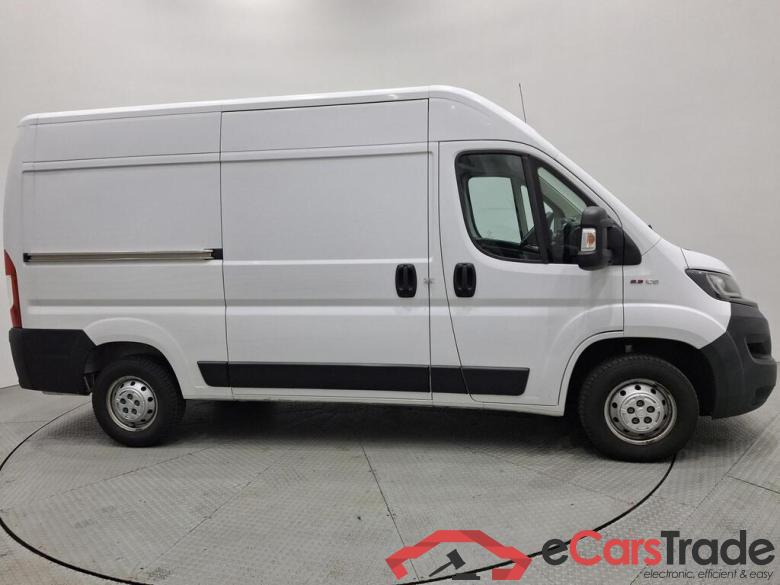 Renault * Master Renault Master Twin-Turbo dCi 135 L1H2 3.5t 4d #2