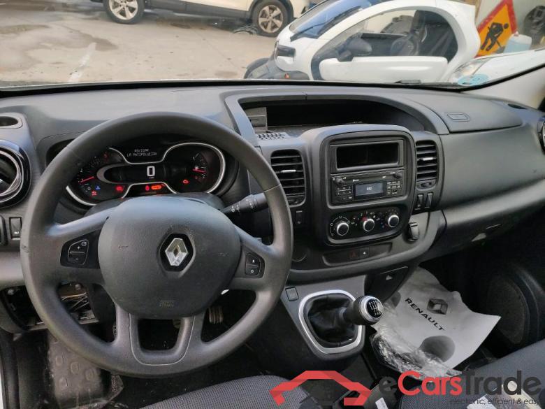 Renault Furgón 27 L1H1 Energy BluedCi 88 kW (AC) RENAULT Trafic / 2019 / 4P / furgón Furgón 27 L1H1 Energy BluedCi 88 kW (AC) #3