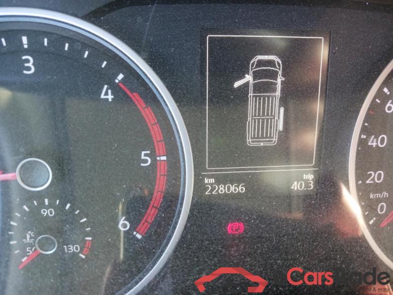 Volkswagen 35 Furgón BL TA L4H3 2.0TDI 103kW(140CV) Crafter Furgón Furgón 35 BL TA FWD 2.0 TDI 140CV MT6 E6 #5