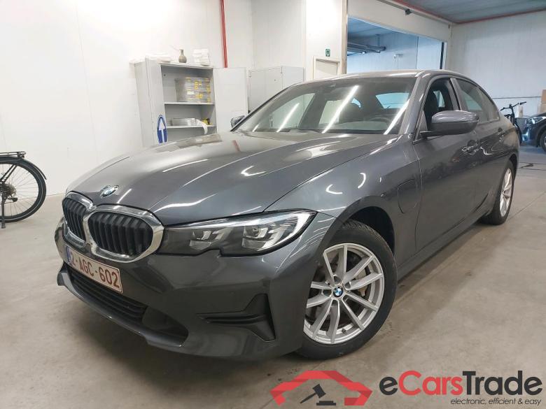 BMW - BMW 3 BERLINE 330e 292PK Pack Business Plus With Heated Vernasca Sport Seats & Driving Assistant Pack  * HYBRID * #1