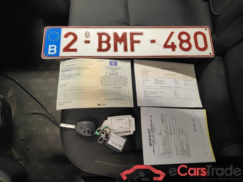 Renault Trafic L2H1 dCi 120 Grand Confort 2.9T 4d #4