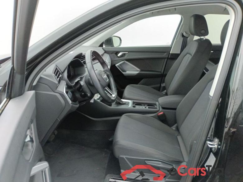 Audi Q3 35 TFSI S tronic 5d #6