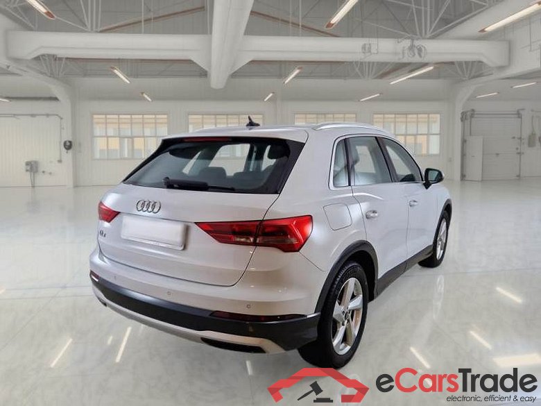 Audi 35TDIBUSADV AUDI Q3 / 2018 / 5P / SUV 35 TDI S TRONIC BUSINESS ADVANCED #2