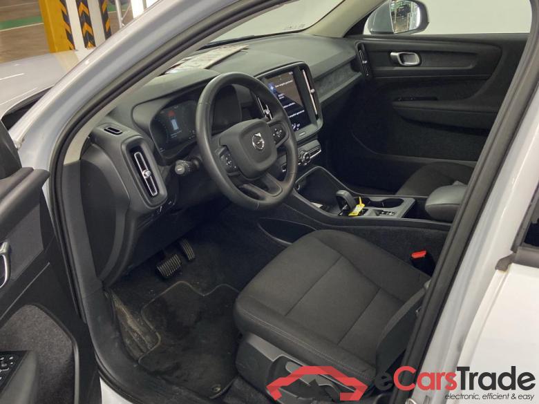 VOLVO XC40 1.5 T2 MOMENTUM CORE AUTO Versatility Park Assist #5