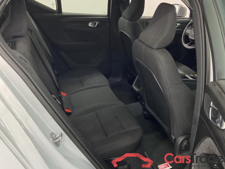 VOLVO XC40 1.5 T2 MOMENTUM CORE AUTO Versatility Park Assist #6
