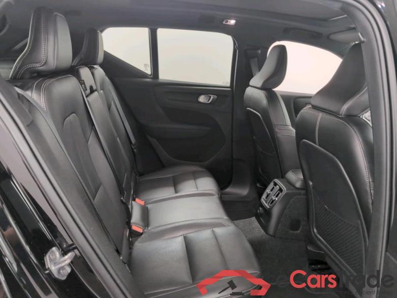 VOLVO XC40 1.5 T4 RECHARGE GEARTRONIC R-DESIGN Tech & Park Assist #6