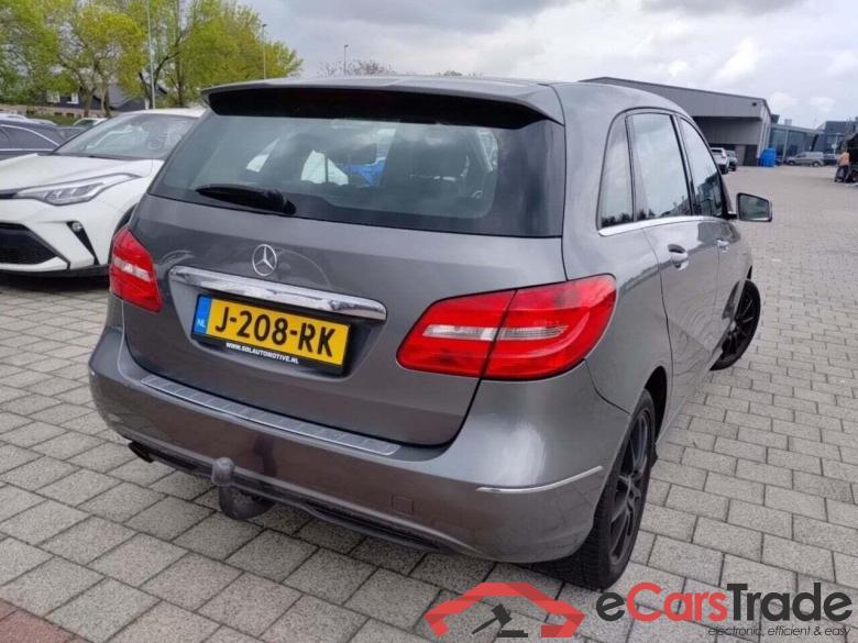 MERCEDES-BENZ B-KLASSE 180 Ambition #4