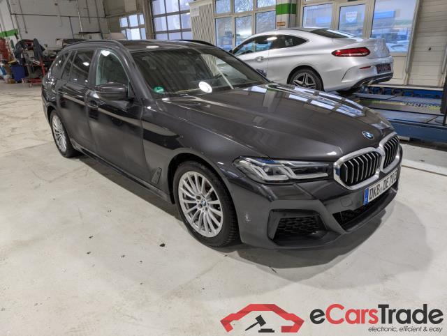 BMW 5-Serie Touring ´16 Baureihe 5 Touring 530 e M Sport 2.0 215KW AT8 E6d #4