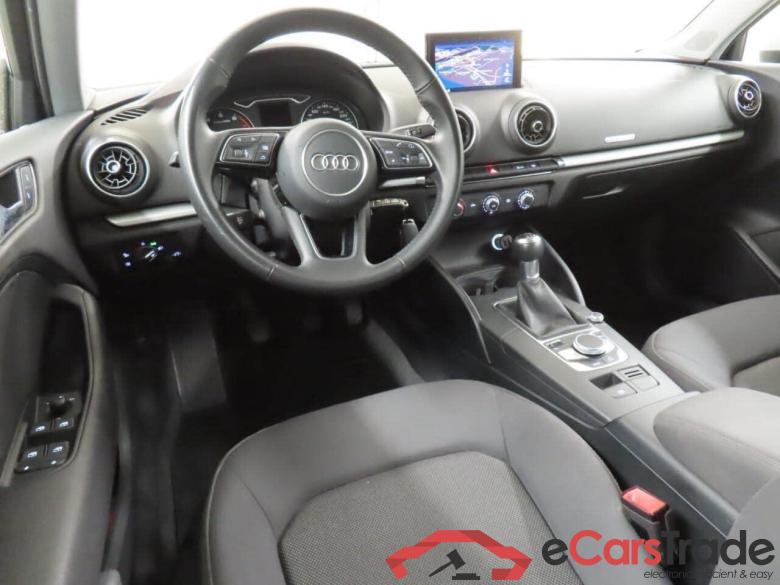 AUDI A3 Limousine 30 TFSI Pro Line #2