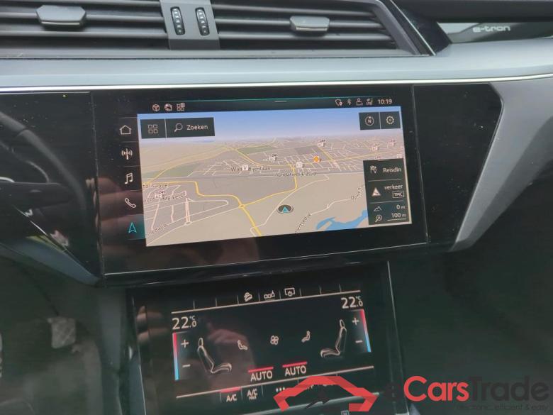 AUDI e-tron  #3