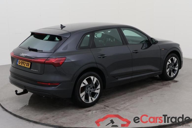 AUDI e-tron  #6