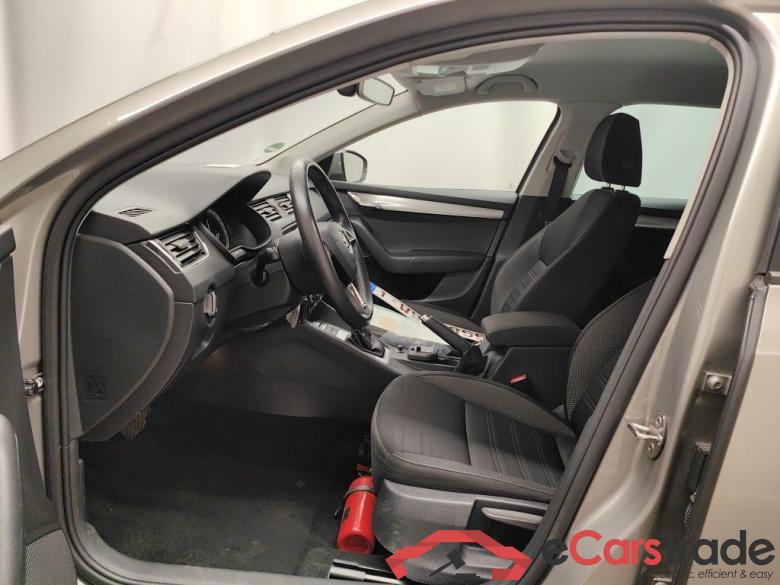 Skoda Octavia Combi 1.6 CRTDI GreenTec 85kW DSG7 Ambition 5d #6