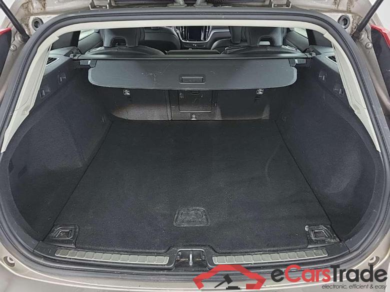 VOLVO V60 B3 Automaat Momentum Advantage 5D 120kW #5