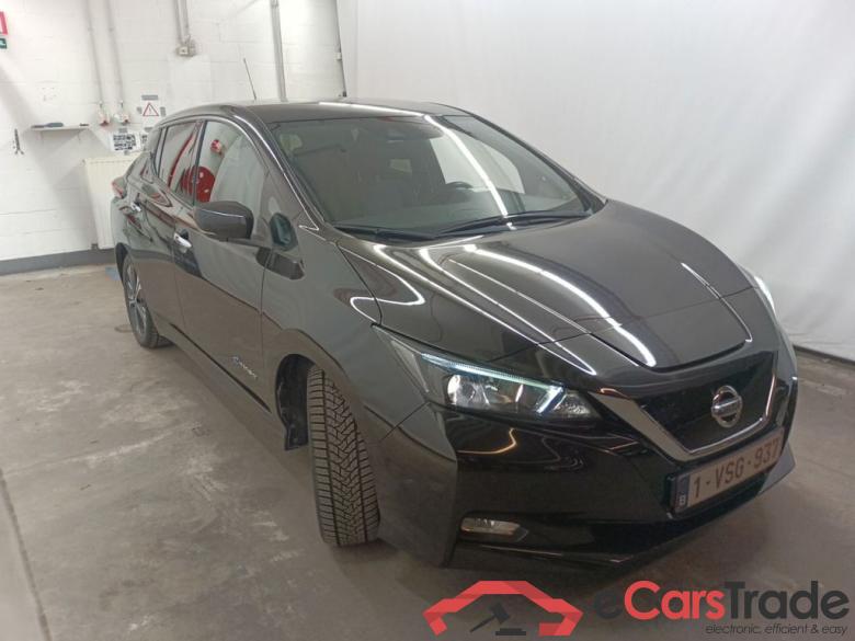 Nissan Leaf N-Connecta 40kWh 5d #2