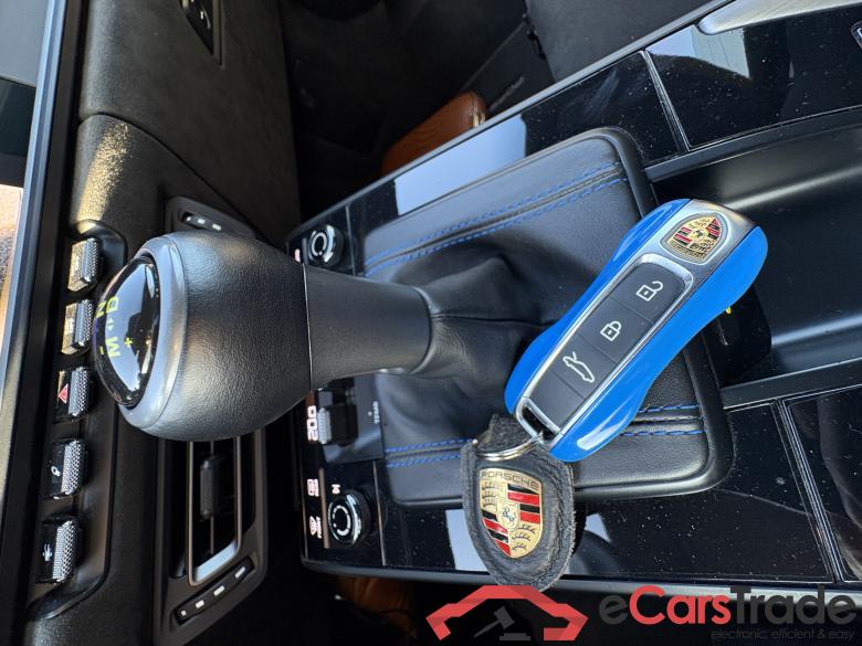 PORSCHE 911 GT 3 GT3 (MY22) #5