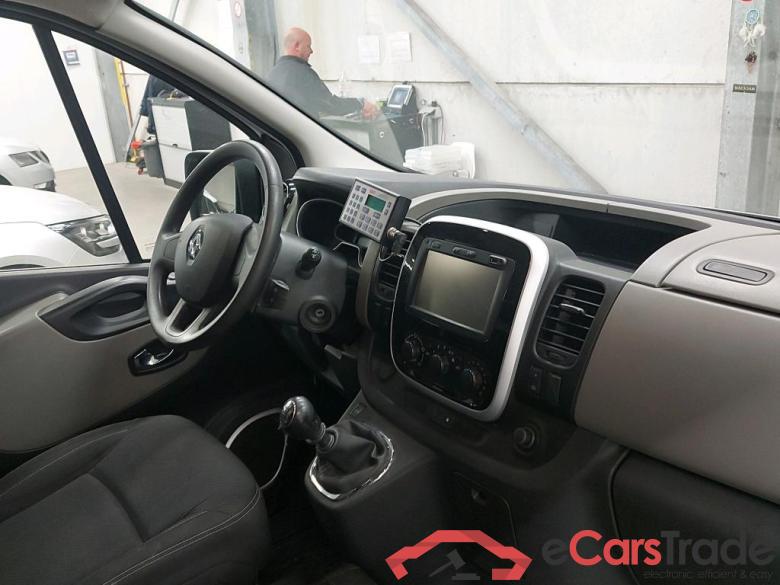 RENAULT - REN TRAFIC B/F L2H1 dCi 95PK ST S&S Grand Confort 2.9T With Media Nav & Rear Park Sensors #3