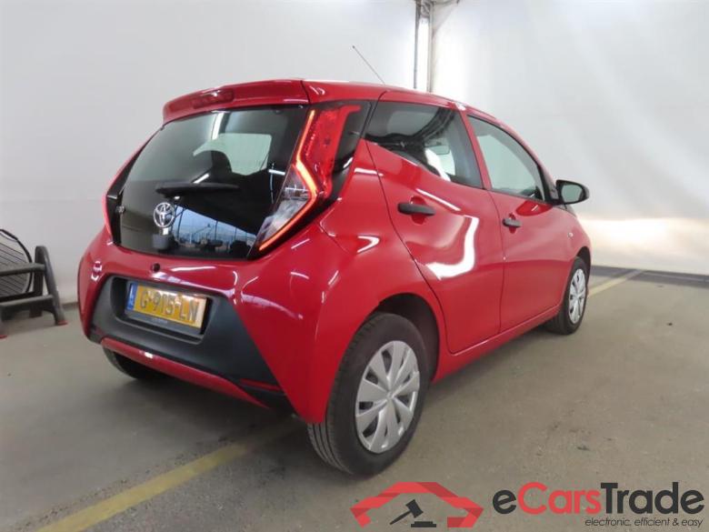 TOYOTA Aygo 1.0 VVT-i x-fun #2