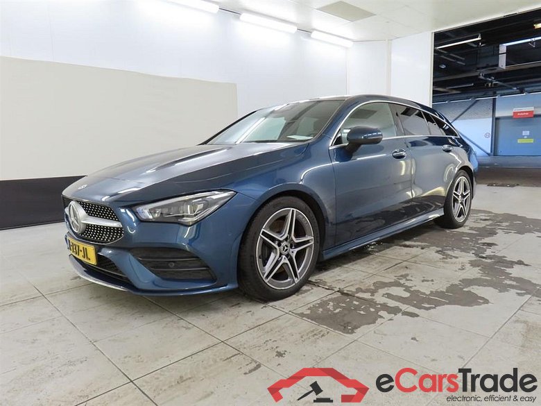 MERCEDES-BENZ CLA Shooting Brake 200 Bns Sol. AMG #1