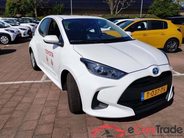 TOYOTA YARIS 1.5 Hybrid Active #2