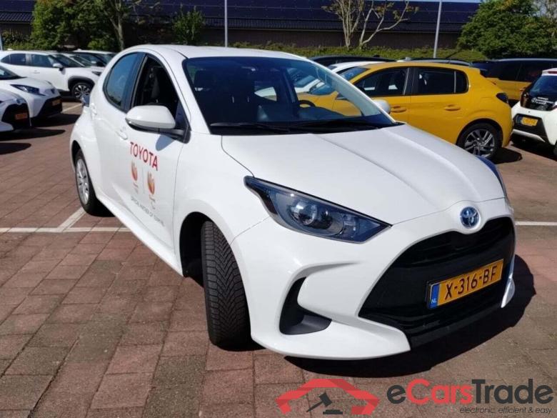 TOYOTA YARIS 1.5 Hybrid Active #2