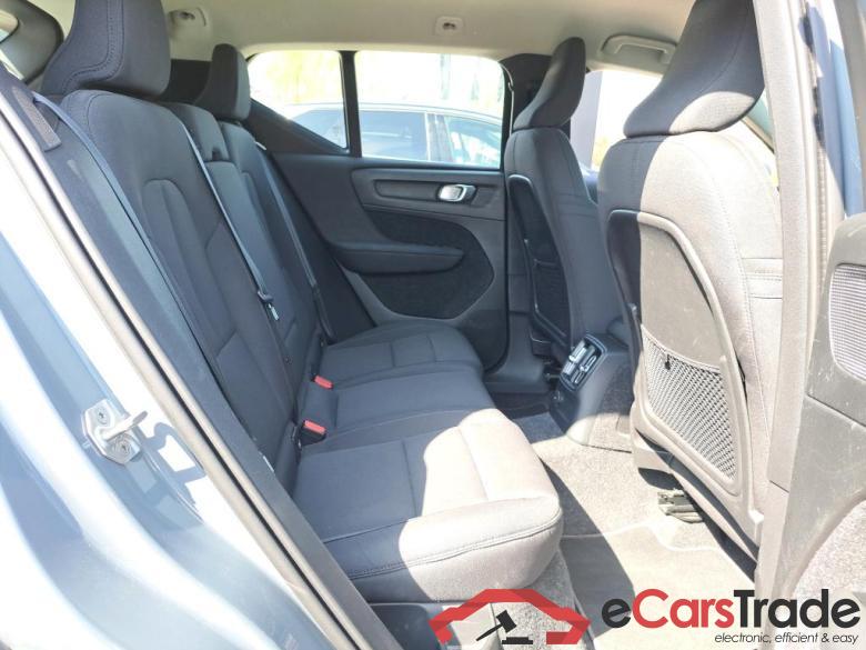 VOLVO XC40 1.5 T4 RECHARGE GEARTR. INSCRIPTION EXPR #6