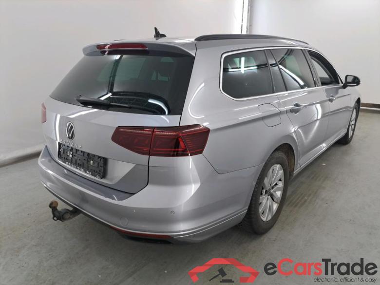 VOLKSWAGEN PASSAT VARIANT 1.5 TSI OPF MSQ VARIANT STYLE BUSINESS Adventure #4