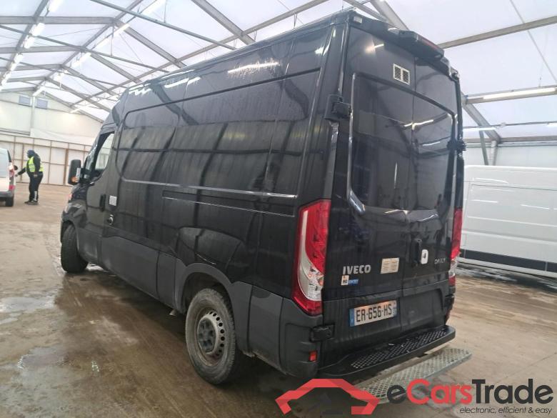 Iveco 2.3 35S16 V11 H2 3520 IVECO Daily VU 4p Fourgon 2.3 35S16 V11 H2 3520 #2