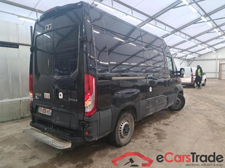 Iveco 2.3 35S16 V11 H2 3520 IVECO Daily VU 4p Fourgon 2.3 35S16 V11 H2 3520 #3
